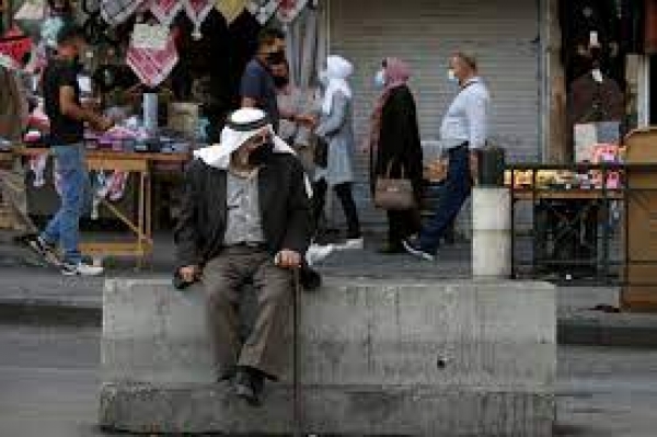 الأسعار والفقر والبطالة تتصدر مشكلات الأردنيين و66 يرون الأمور باتجاه سلبي