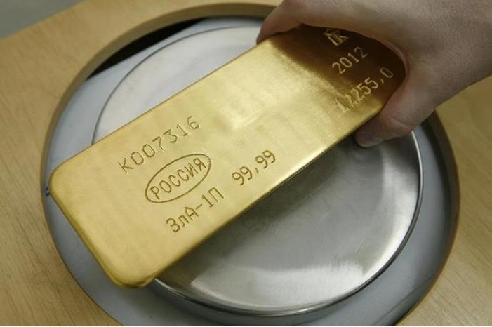 أسعار الذهب عالمياً تصعد صعوداً عنيفاً وتتجه نحو 2000 دولار للأوقية