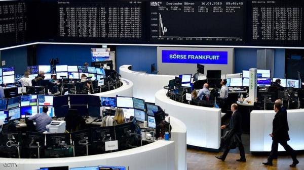 رفع فوائد البنوك يدفع لتراجع الأسهم الأوروبية