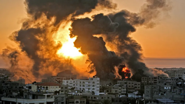 12 شهيدا بينهم أطفال ونساء في عدوان للاحتلال على قطاع غزة