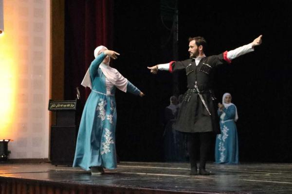 انطلاق مهرجان التنوع الثقافي القوقازي في الزرقاء