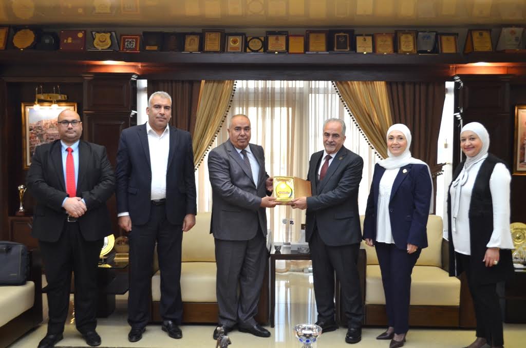 عمان الاهلية تستقبل وفدا رفيع المستوى من جامعة الانبار العراقية