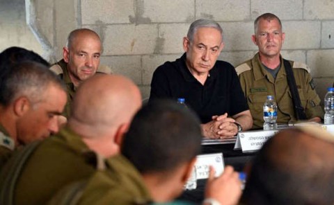 فورين أفيرز: نتنياهو أشرف على أسوأ هجوم وفشل استخباراتي بتاريخ إسرائيل