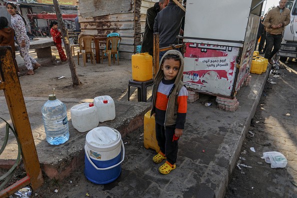 تقرير: نقص مياه الشرب في قطاع غزة بات مسألة حياة أو موت