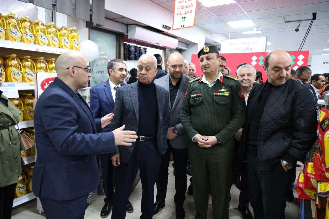 صناعة عمان تطلق اسبوع الصناعة الأردنية باسواق الاستهلاكية العسكرية