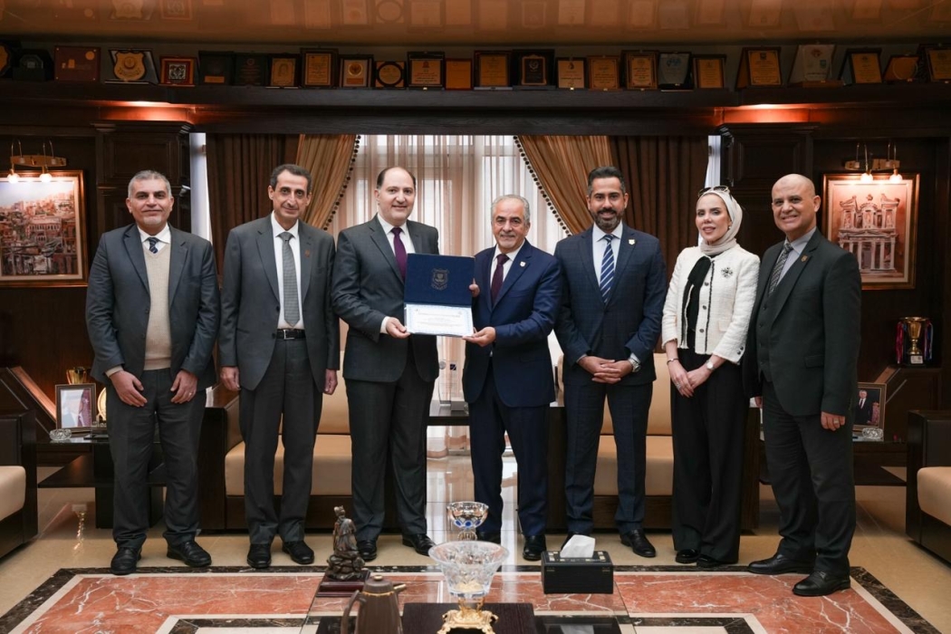 تجديد الاعتماد الأمريكي الدولي لكلية الصيدلة بجامعة عمان الأهلية