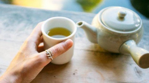 فوائد تناول الشاي الأخضر مرتين يوميًا