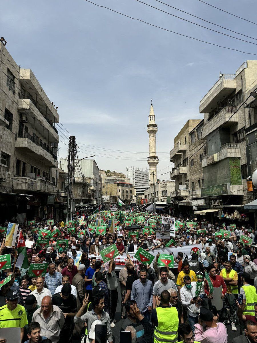 مسيرة وسط البلد دعما للشعب الفلسطيني