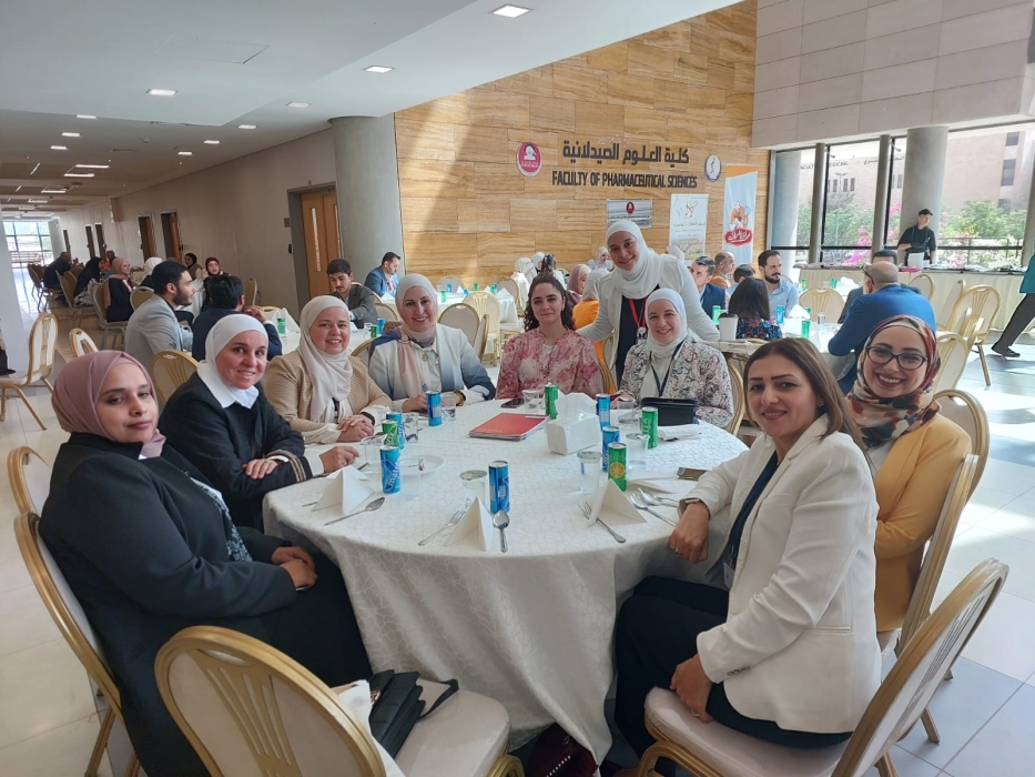 صيدلة عمان العربية تعزز مشاركاتها في المؤتمرات الصيدلانية الهامة