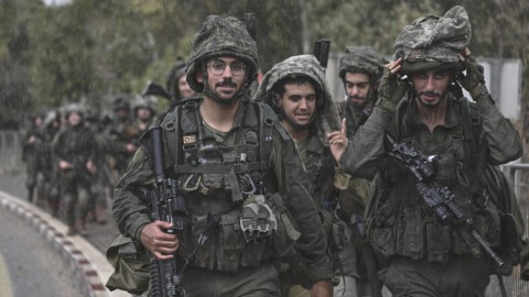 إعلام عبري: إسرائيل مُتردّدة بدخول حرب مع “حزب الله” خشية من اثمانها الباهظة