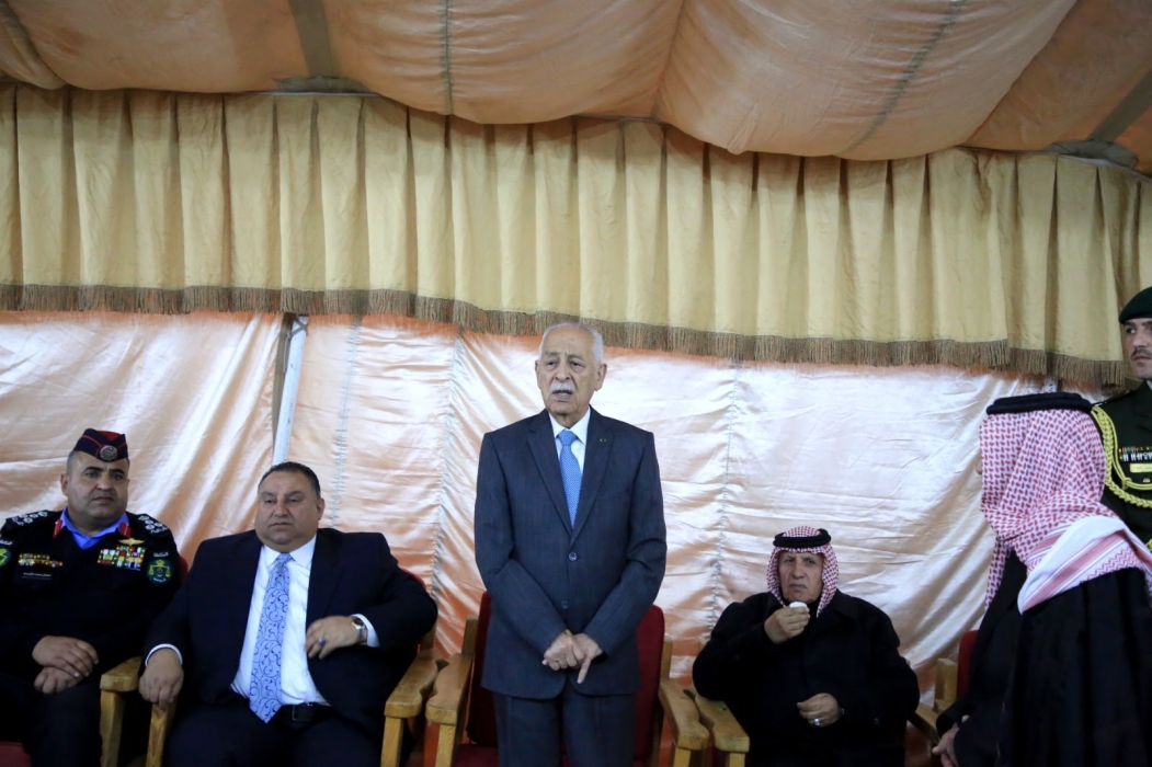 مندوبا عن الملك وولي العهد.. العيسوي يعزي عشائر بني خالد