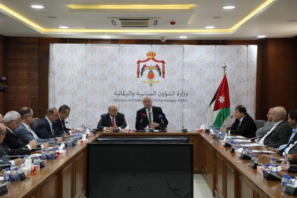 الشرق الأوسط تشارك في لقاء جمع عمداء شؤون الطلبة بوزير الشؤون السياسية والبرلمانية