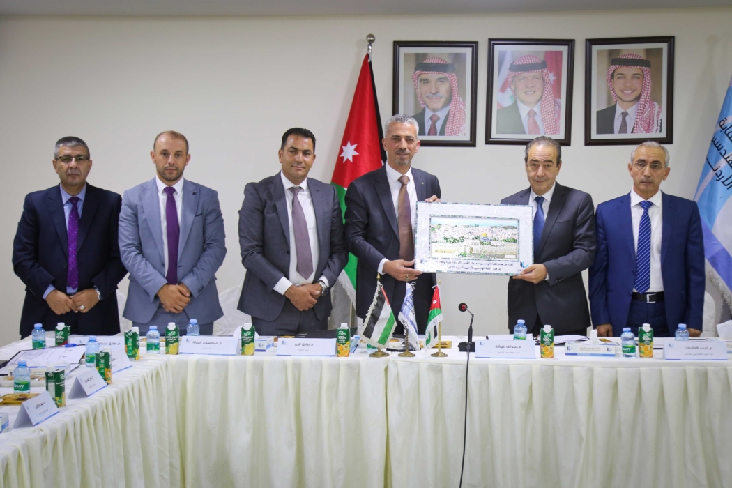 المهندسين تبحث مع مركز القدس سبل تعزيز التعاون المهني والمالي وتطوير الخدمات الرقمية والتدريبية