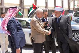مستشفى المقاصد الخيرية يعالج 781 مريضا في يوم طبي مجاني
