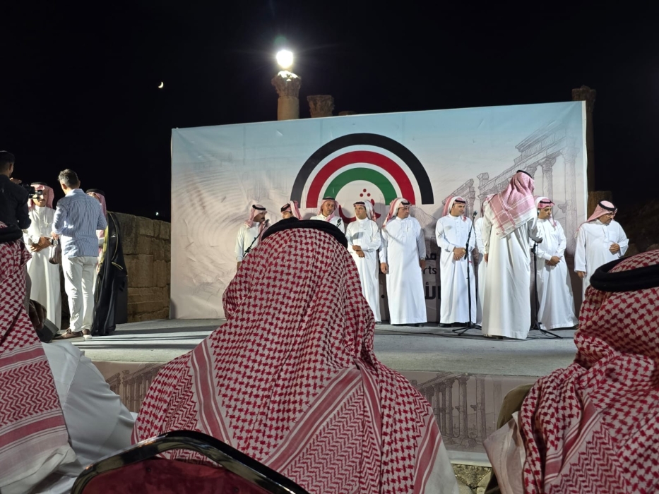 وتتجدد اللقاءات وتزدهر اللحظات في جرش على المسرح المصلبة