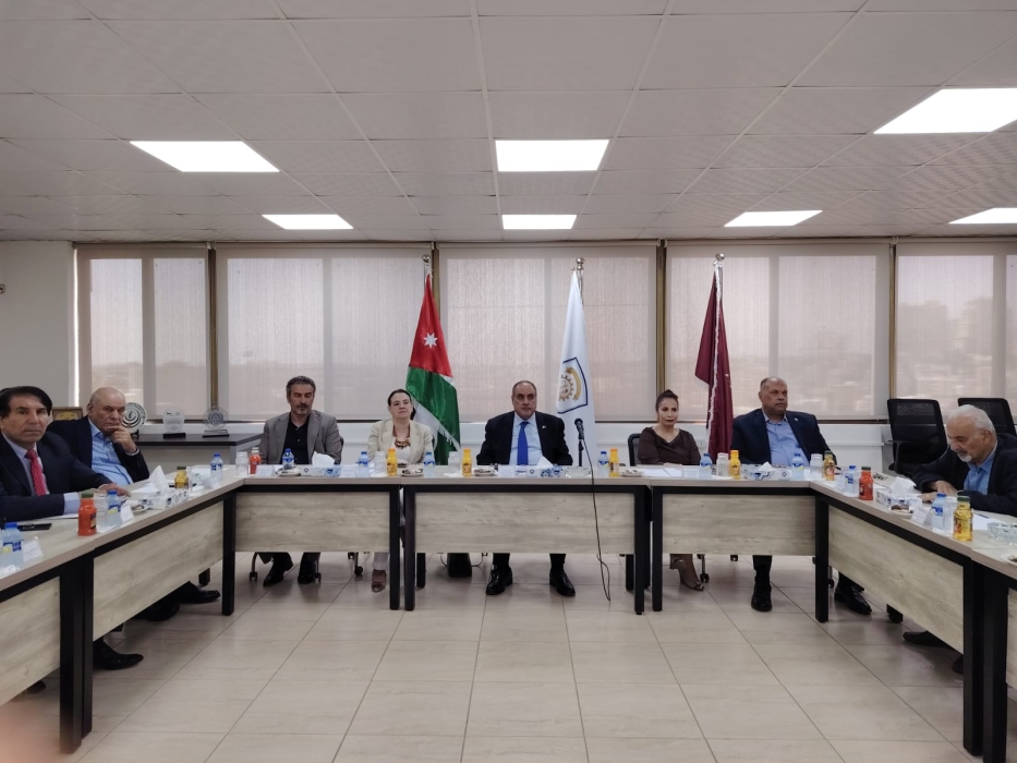 اتحاد العمال يؤكد رفضه المساس بالتأمينات الاجتماعية ويدعو لاصلاحات عادلة للضمان الإجتماعي