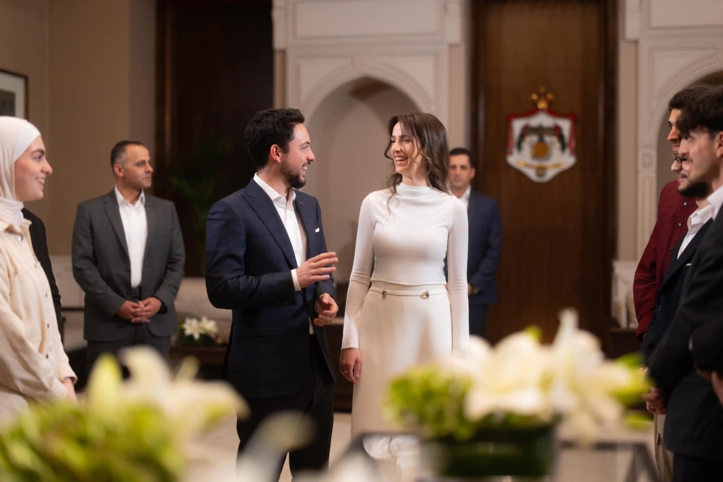 نائب الملك والاميرة رجوة يستقبلان اوائل طلبة الثانوية العامة