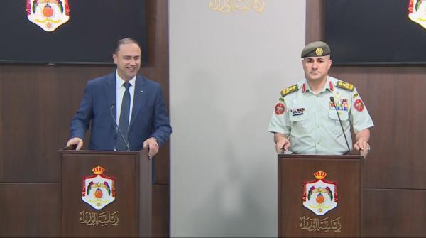 الحكومة والجيش يعلنان تفاصيل اعادة خدمة العلم.. وسيبدأ من مواليد 2007