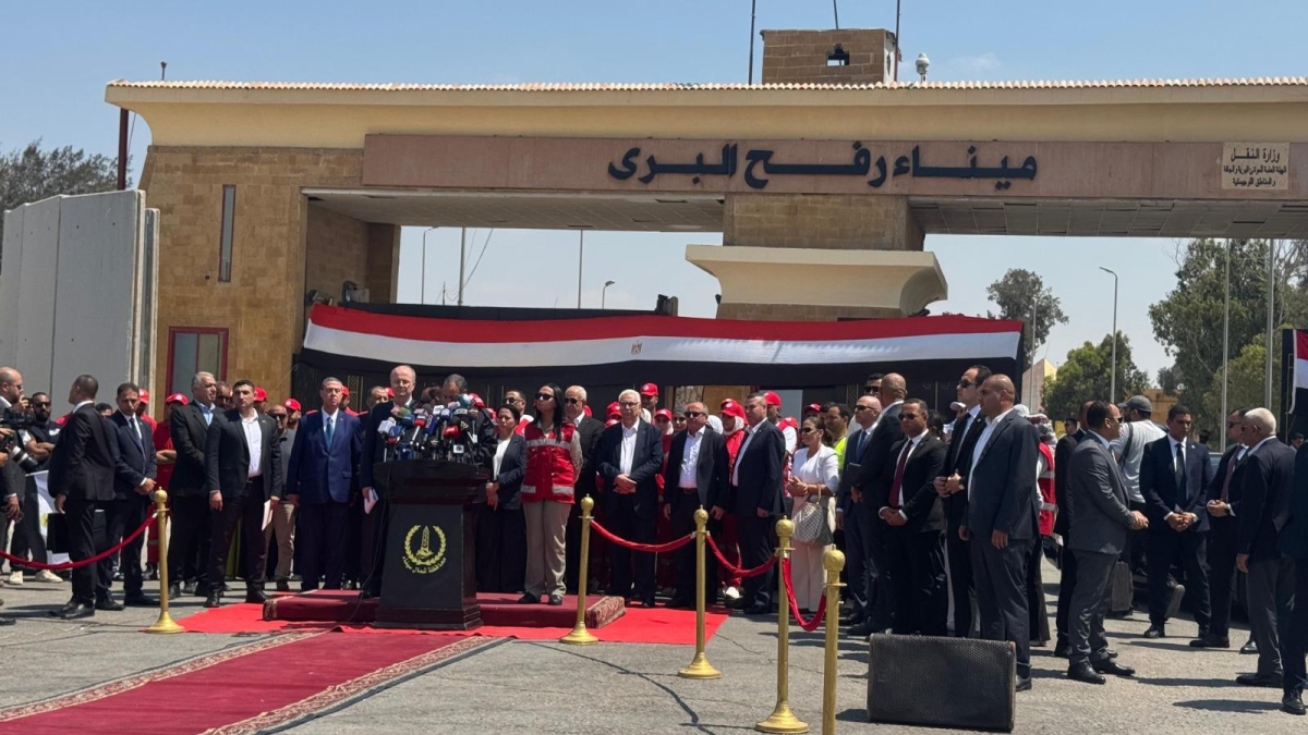 وفود فلسطينية وقطرية بالقاهرة لبحث اتفاق جديد مع اسرائيل.. والسلطة تعلن قريبا لجنة مؤقتة لادارة غزة
