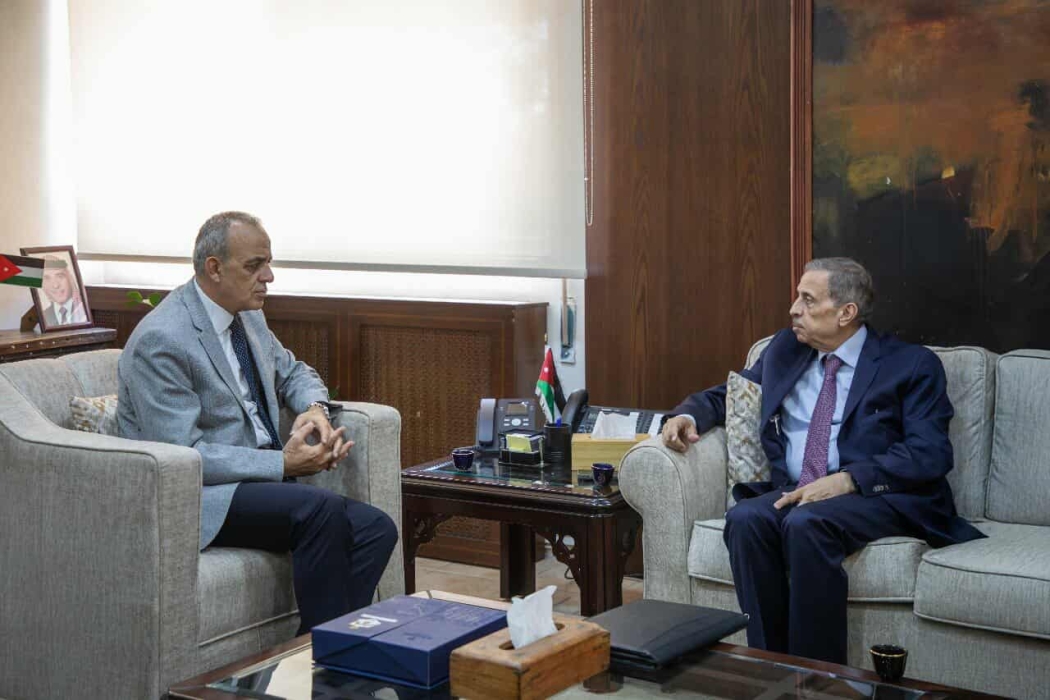 جمعية المستشفيات الخاصة تبحث مع وزير السياحة سبل تطوير السياحة العلاجية