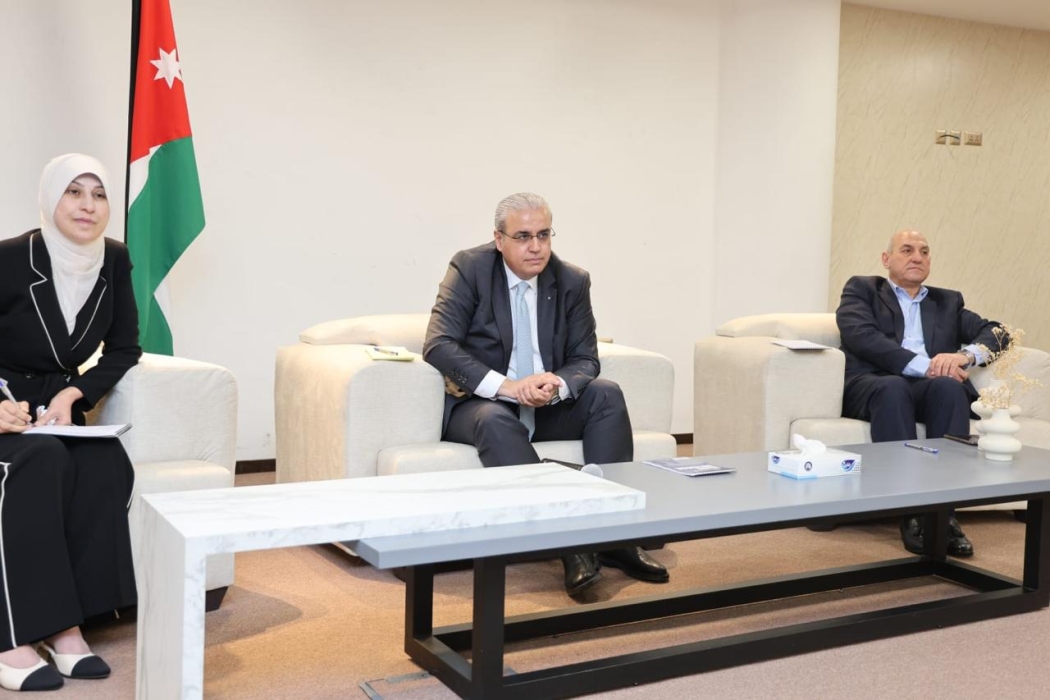 البدور يطلق جائزة المستشفى المتميز 