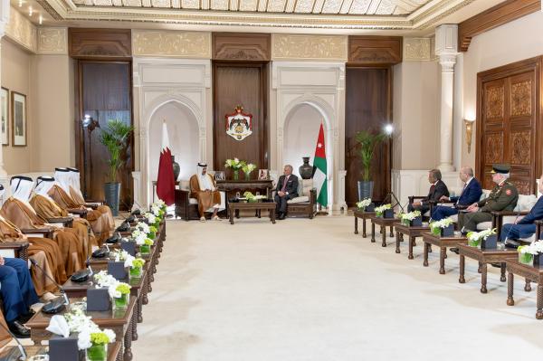 الملك وامير قطر يؤكدان ضرورة تكثيف الجهود لدعم الأشقاء الفلسطينيين لنيل حقوقهم المشروعة