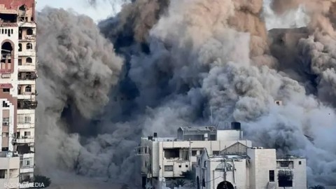 جيش الاحتلال يشن غارات عنيفة على جنوب غزة وتحريض اسرائيلي استئناف الحرب.. و“حماس” تؤكد التزامها بوقف النار