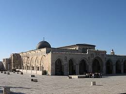 محافظة القدس تحذر من تسبب انفاق اسرائيل بانهيار الأقصى