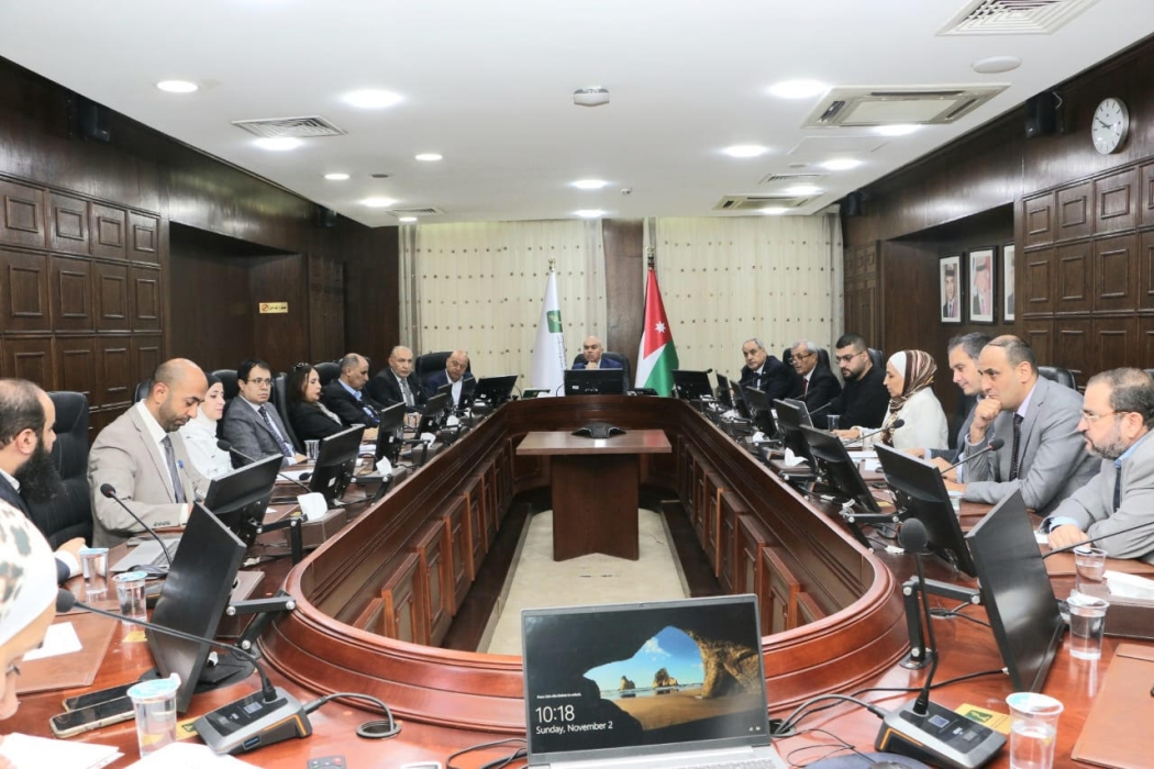 الضمان واتحاد العمال ونقابة عاملي التعليم الخاص يبحثون آليات جديدة لضمان حقوق موظفي القطاع