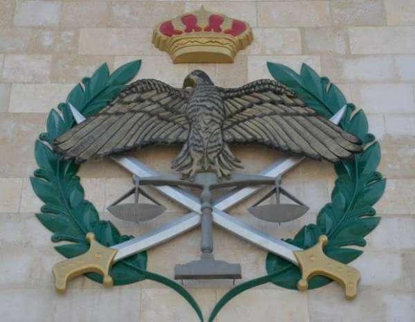 القبض على مطلوبين: محتال بـ 3 ملايين دينار واخر محكوم بالحبس 20 عاما