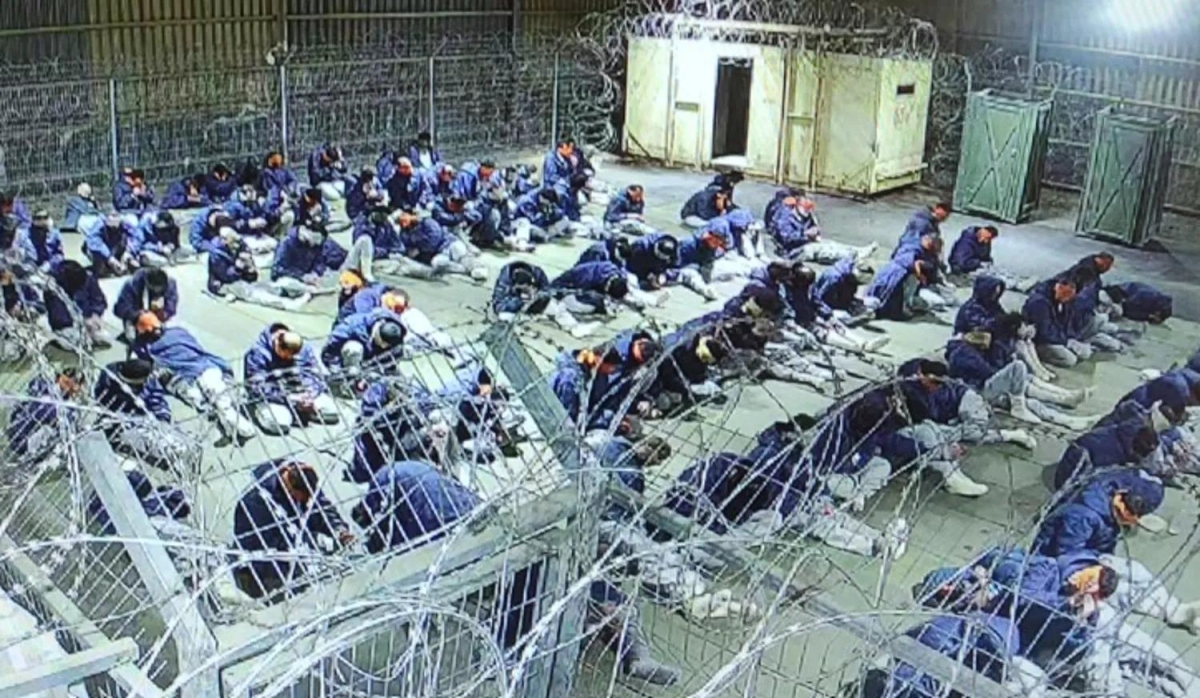 منظمات حقوقية إسرائيلية:تصاعد تعذيب الأسرى خلال الحرب.. سكب ماء مغلي وهجمات الكلاب واغتصاب