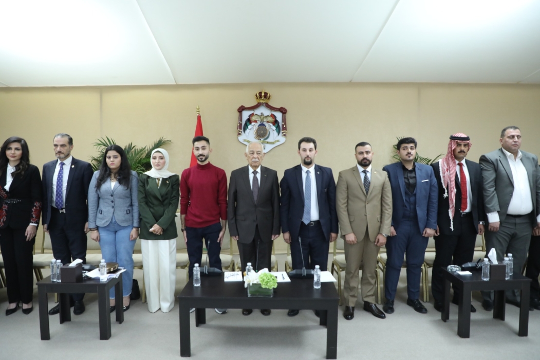 400 شاب وشابة في الديوان الملكي يؤكدون وقوفهم خلف القيادة الهاشمية وصناعة المستقبل