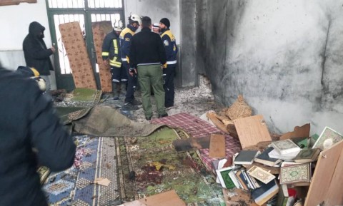 مجزرة بتفجير مسجد بحمص و8 شهداء.. وانصار السنة الارهابية تتبنى العملية
