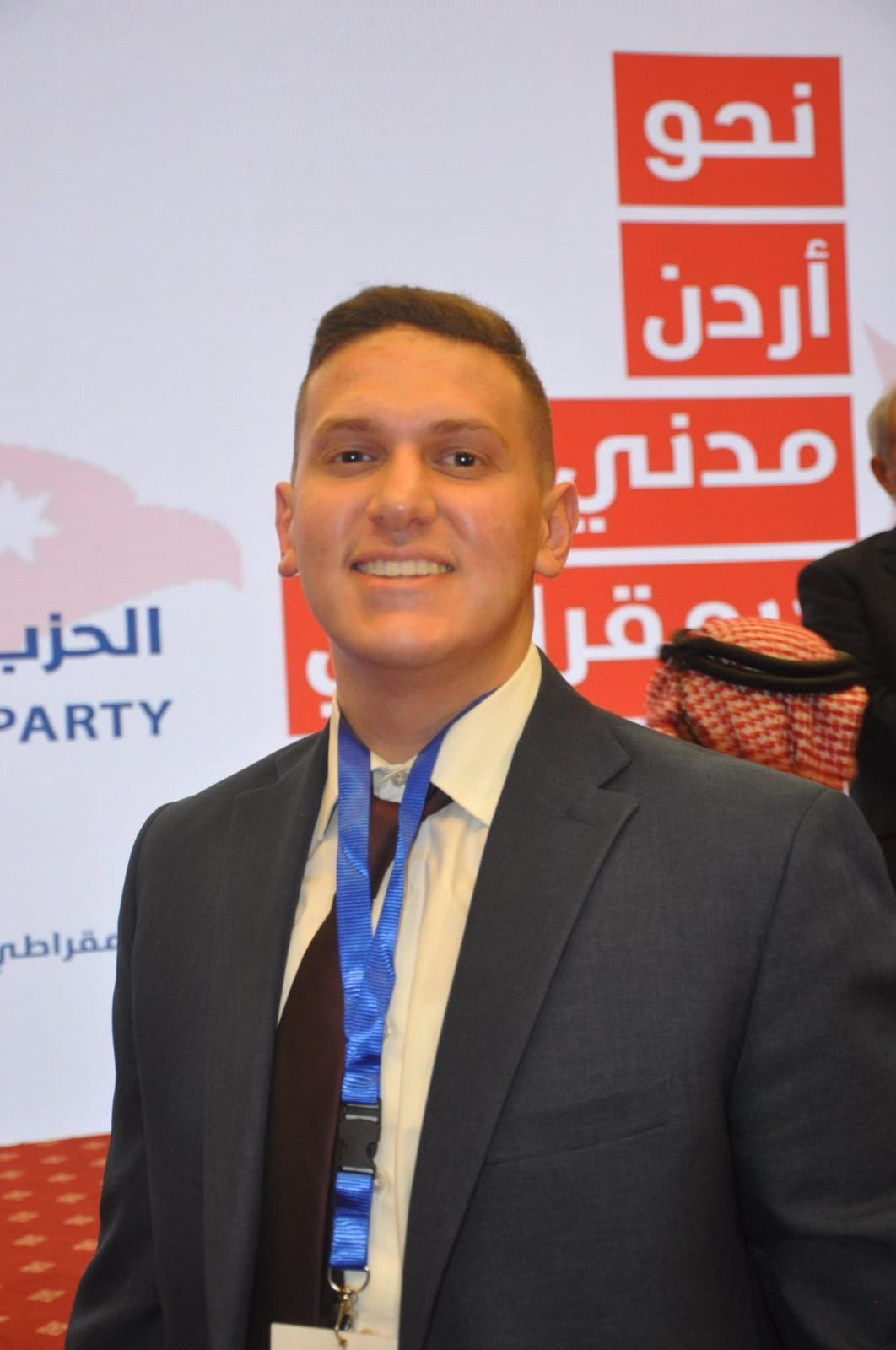 استقالة اصغر عضو بـتنفيذي الحزب المدني الديمقراطي