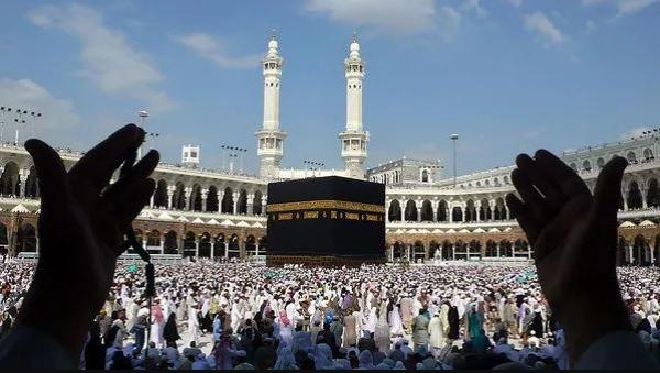 بدء التقدّم لقرعة الحج لموظفي التربية (رابط)