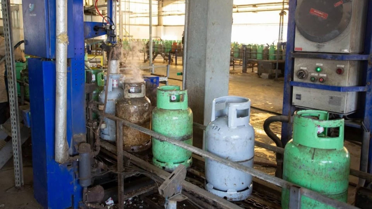 السعيدات: الأمانة ترفض تجديد ترخيص مستودعات غاز وادي السير وتهدد الامداد