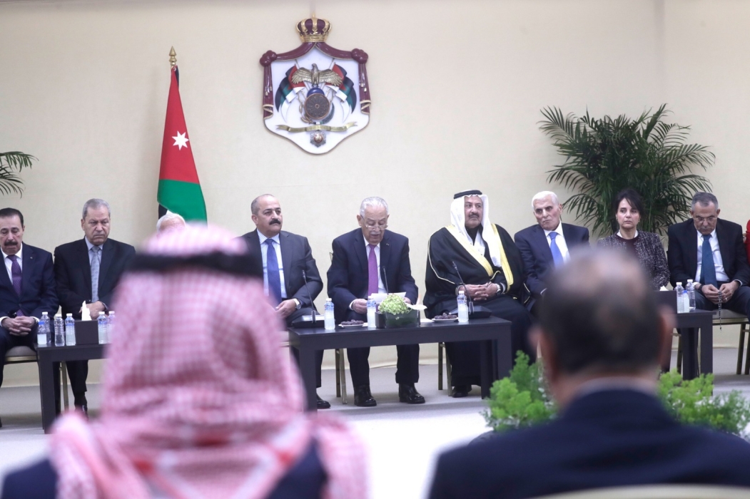 العيسوي: تحسين الأوضاع المعيشية أولوية ملكية ومتابعة أولويات المحافظة بالتنسيق مع الجهات المختصة