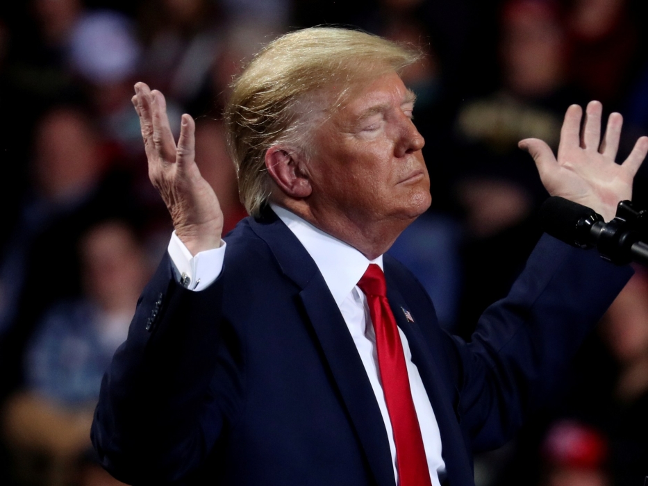 ترامب يصعد: أسطول حربي آخر يتجه نحو إيران