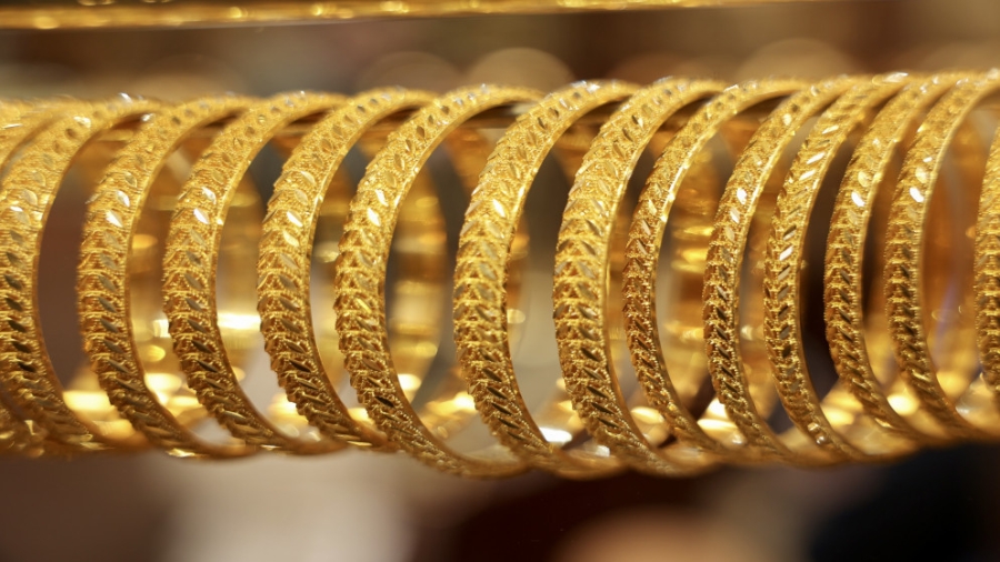 هبوط الذهب في السوق المحلية السبت: سعر غرام عيار 21 يصل إلى 100 دينار