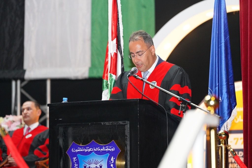 بالصور.. دولة الكباريتي يرعى  اليوم الثاني لإحتفال عمان الاهلية بتخريج طلبة الفصل الاول من الفوج 33