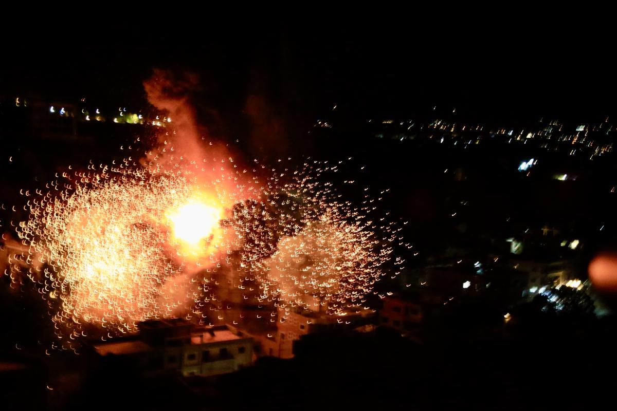 حزب الله يدخل على خطب المواجهة ويقصف اسرائيل.. والكيان يرد بقسوة