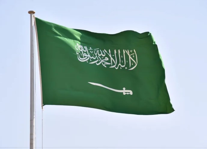 الدفاع السعودية: اعتراض وتدمير مسيّرة في الربع الخالي متجهة إلى حقل شيبة