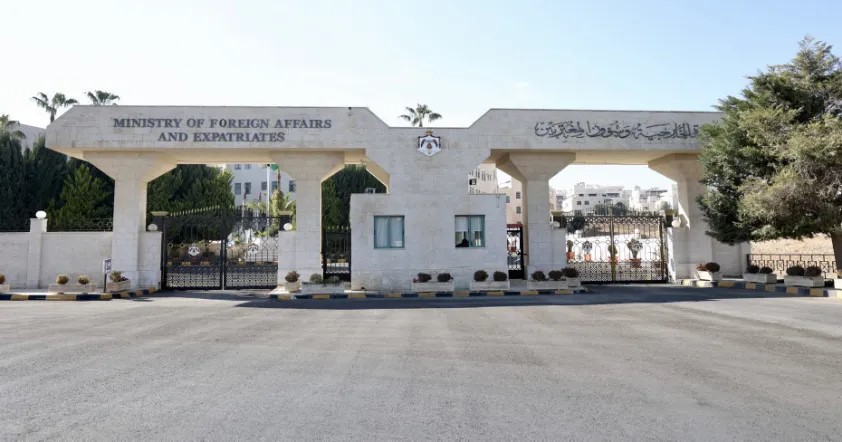 الأردن يرحب بقرار مجلس الأمن المقدم من الأردن ودول خليجية يدين الاعتداءات الإيرانية