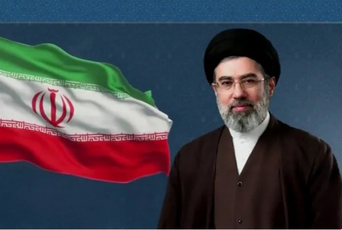 المرشد الايراني الجديد يصعد باول خطاباته ويؤكد مواصلة استهداف القواعد الامريكية حيثما كانت