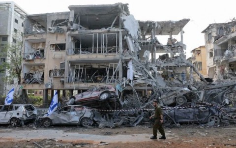 هجوم صاروخي ايراني ضخم وقتلى إسرائيليون في ليلة دامية على الاحتلال