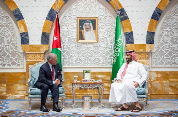 الملك يلتقي بن سلمان بالرياض: بحث تداعيات التطورات الإقليمية على أمن المنطقة والعالم