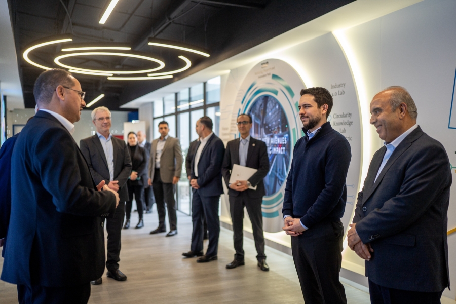 ولي العهد: التدريب العملي هو مفتاح المستقبل