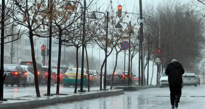 كتلة هوائية باردة تجلب أمطاراً ورعداً حتى الأربعاء واستقرار تدريجي الخميس في الأردن