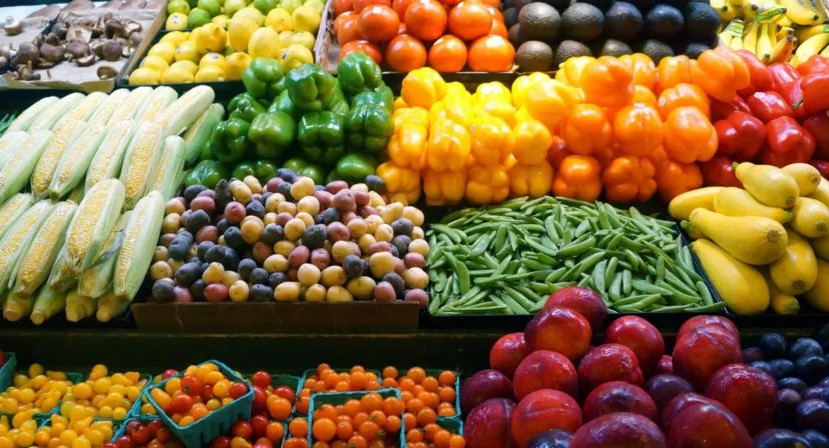 تعرف على اسعار الخضار والفواكة في السوق اليوم