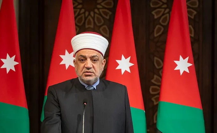 وزير الأوقاف يدين اقتحام المسجد الأقصى ويدعو لاحترام الحقوق الإسلامية